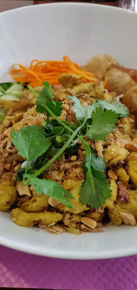 Bo Bun Poulet À la Citronnelle